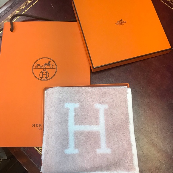 Hermes Pink wash cloth